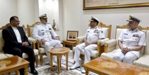 دیدار فرمانده نیروی دریایی ارتش و رئیس ستادکل نیروهای مسلح عمان