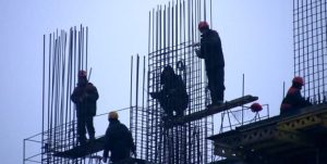 مجلس با بررسی دو فوریتی طرح اصلاح قانون بیمه اجتماعی کارگران ساختمانی موافقت کرد