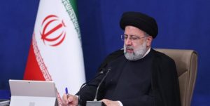 رئیسی قانون مصوب مجلس درباره تمدید موافقتنامه تشکیل منطقه آزاد تجاری بین ایران و اوراسیا را برای اجرا ابلاغ کرد