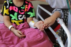 سه هزار کودک مبتلا به سرطان فارس در مسیر درمان