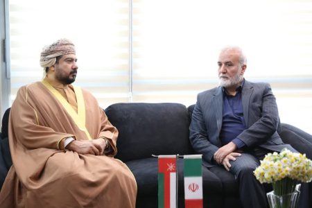 توسعه روابط شهرداری شیراز با شهر‌های عمان