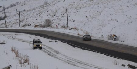 بارش برف و باران در جاده‌های ۱۲ استان کشور؛ محورهای مسدود کدامند؟
