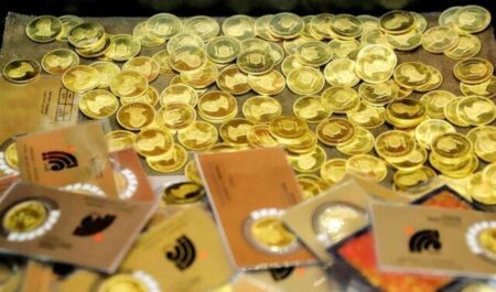 قیمت طلای جهانی در آستانه کاهش