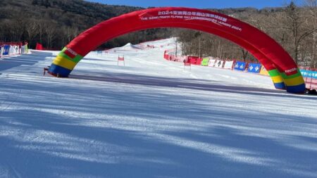 مسابقات اسکی آلپاين قهرمانی جوانان آسیا/ کیاشمشکی برنزی شد